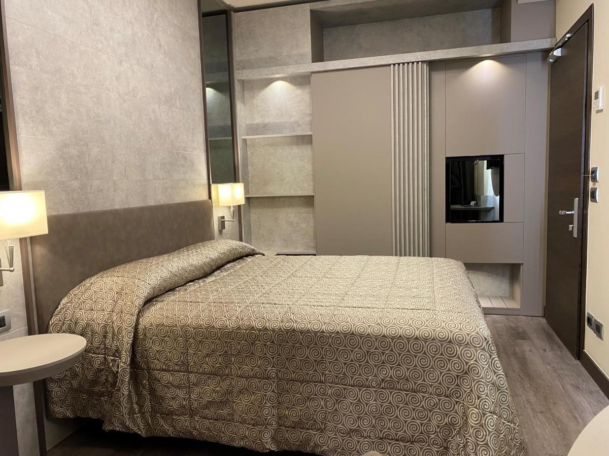 Hotel Giulietta Romeo لاتيزي المظهر الخارجي الصورة